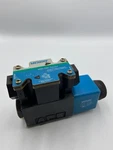 Eaton Vickers Directional 02-109634 DG4V 3S 0BL M Fw B5 60 Genuine-new. Fixed Price $265.00.
