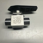 Swagelok SS-45TF8 Ball Valve 1/2 Female Npt. Fixed Price $200.00.