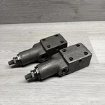 Lot Of 2 Bosch Rexroth 799785 Ggg Hydraulic Control Valve. Fixed Price $119.99.