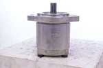 Rexroth R979026725 515 500 013 Gear Pump. Fixed Price $236.25.