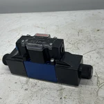 Rexroth Hydraulic Directional Control Valve.mnr R978017820. 4WE6J62/EW110N9DAL/6. Fixed Price $250.00.