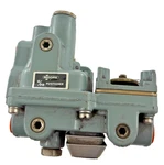 Moore 12372-74NS8GC Mod Valve Positioner. Fixed Price $230.00.
