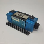 Vickers DG4V4-016C-M-U-B5-10 Hydraulic Solenoid Valve W/ (2) 02-337001 Coil. Fixed Price $279.99.
