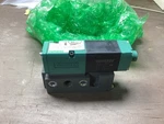 Numatics 081SA400M000061 Solenoid Valve 24VDC 150 Psig-air -10-115F New. Fixed Price $90.00.