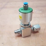 Parker 54010819 Diaphragm Valve, 125PSI Max, 316L, 930AOPLPNOSFSFM2.56 - Used. Fixed Price $23.74.