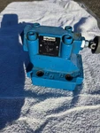 Parker Hydraulic Flow Control Valve R4V06 535 10 A1, 016-84142-0. Fixed Price $600.00.