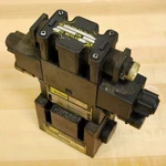 Parker D31VW3C4NYP7 Hydraulic Control Valve Complete Assembly - Used. Fixed Price $157.93.
