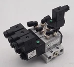 Pneumax Solenoid Valve Manifold Bank 4* 8884.52.00.39.F05 & MF5 24V 3.5W. Fixed Price $95.00.