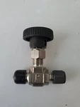 Parker Needle Valve 316 Steel 4M4Z-V4LN-SS. Fixed Price $76.25.