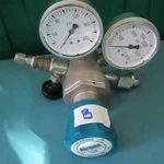 "b" E12-244D Regulator 3000 Psi In 200 Out Max. Fixed Price $89.98.