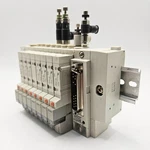 Smc SS5Y3-45FD-08U Manifold W/ SY3140-5FU 24VDC Solenoid Valves. Fixed Price $149.99.